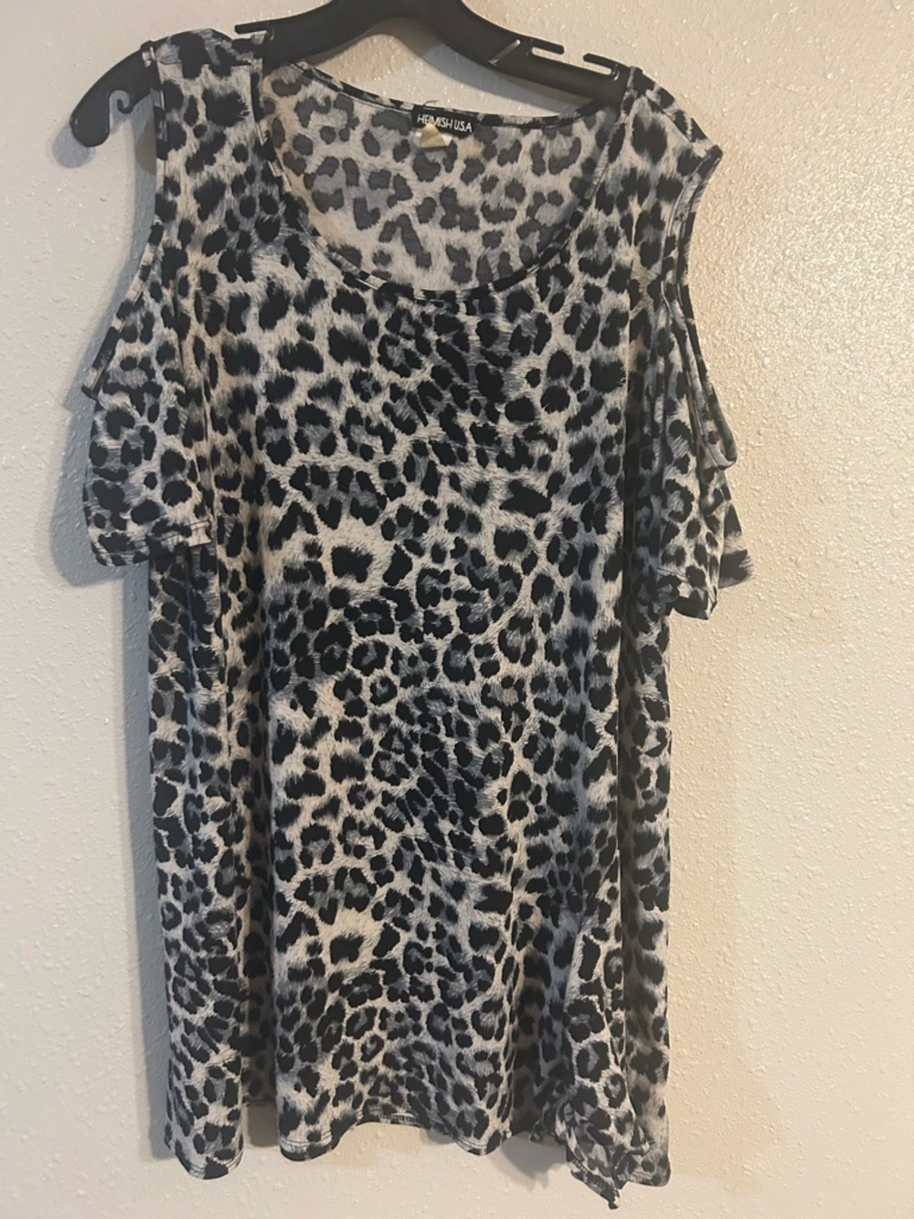 HEIMISH USA Leopard Print Black & White & Blue  Animal Print Top Sz XL